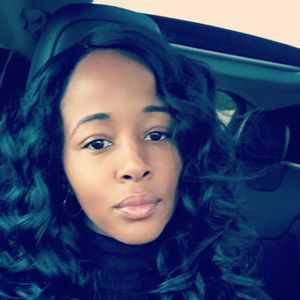 Meet your Posher, Adriane